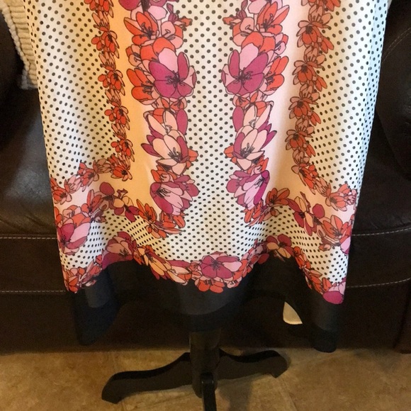 Floral Sleeveless Dress with Polka Dots Size L - Picture 3 of 8